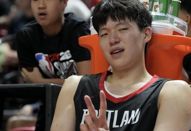 的处境, 茨谈到了杨, 来的快乐