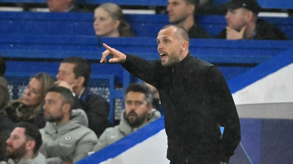 的海廷加难, 辞其咎, 阿贾克斯客