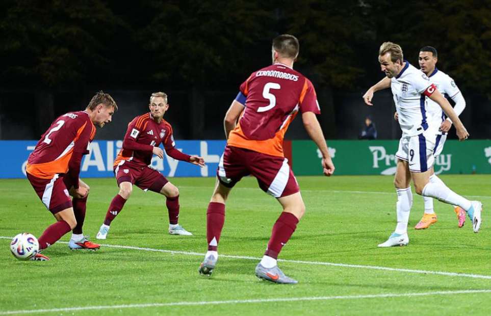 下半场, 型大举压上